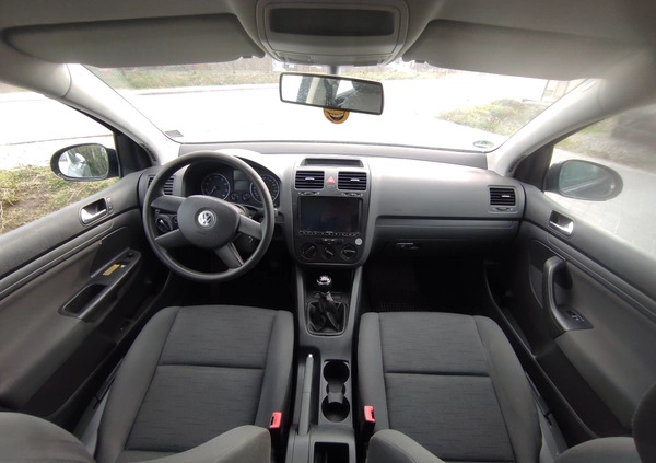 Volkswagen Golf cena 13500 przebieg: 179000, rok produkcji 2005 z Krasnystaw małe 46